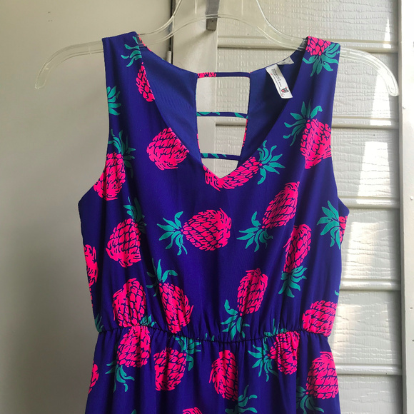 Pink Owl Dresses & Skirts - Blue Sleeveless Pink Pinneapple Print Dress SM EUC